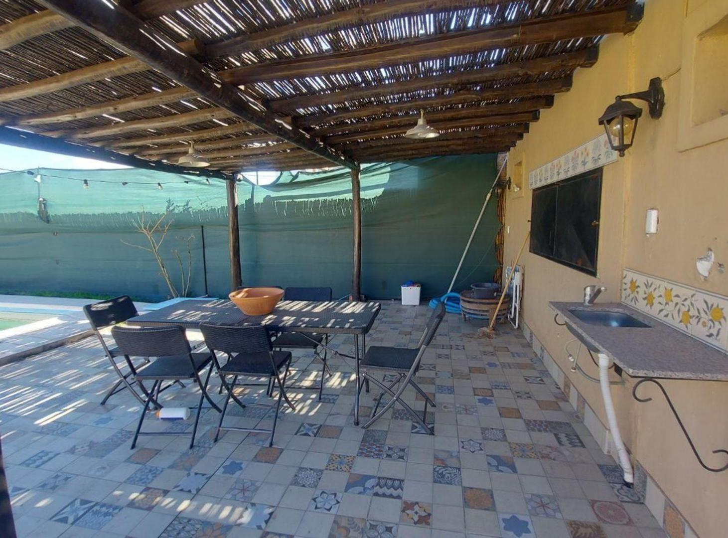 Foto de VENTA CASA JUNIN CON QUINCHO Y PILETA, imagen 3