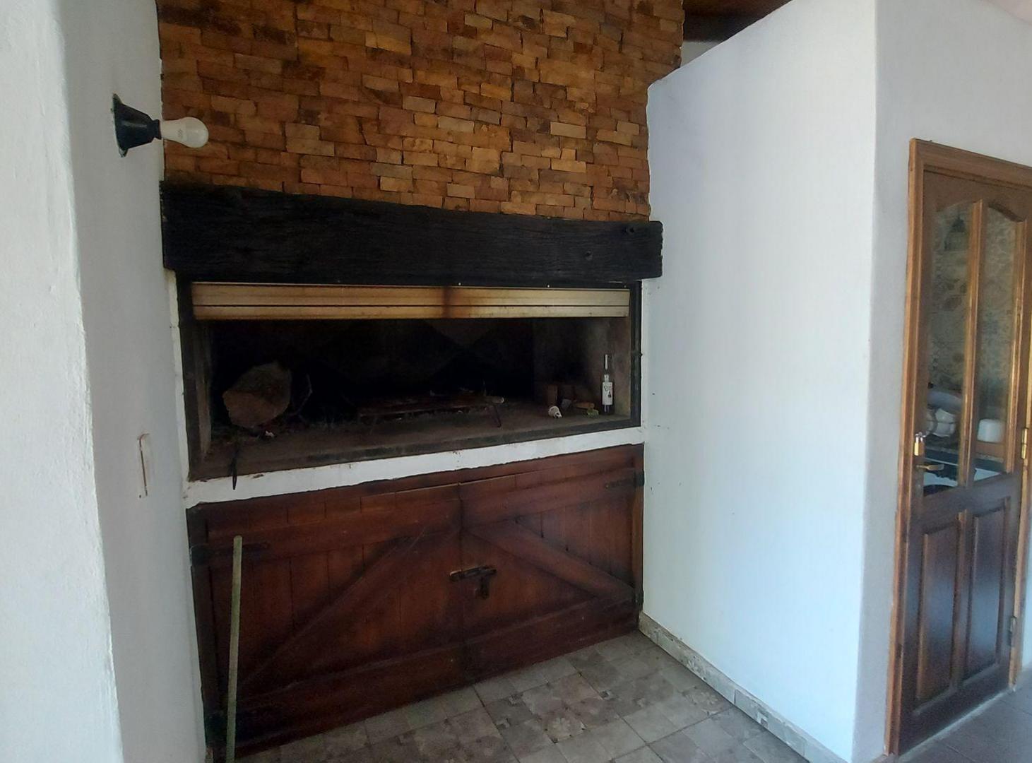 Foto de VENTA CASA JUNIN CON QUINCHO Y PILETA, imagen 4