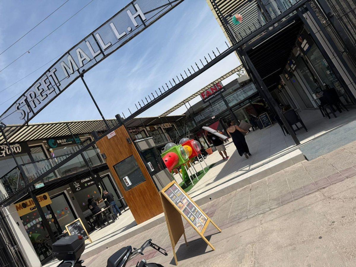 Foto de ALQUILER Local Comercial en Street Mall Las Heras, imagen 4