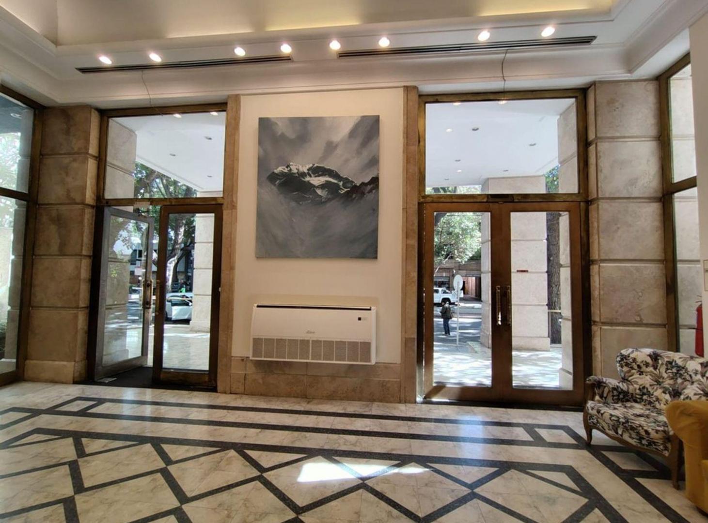 Foto de Se vende departamento en Ciudad de Mendoza, imagen 2