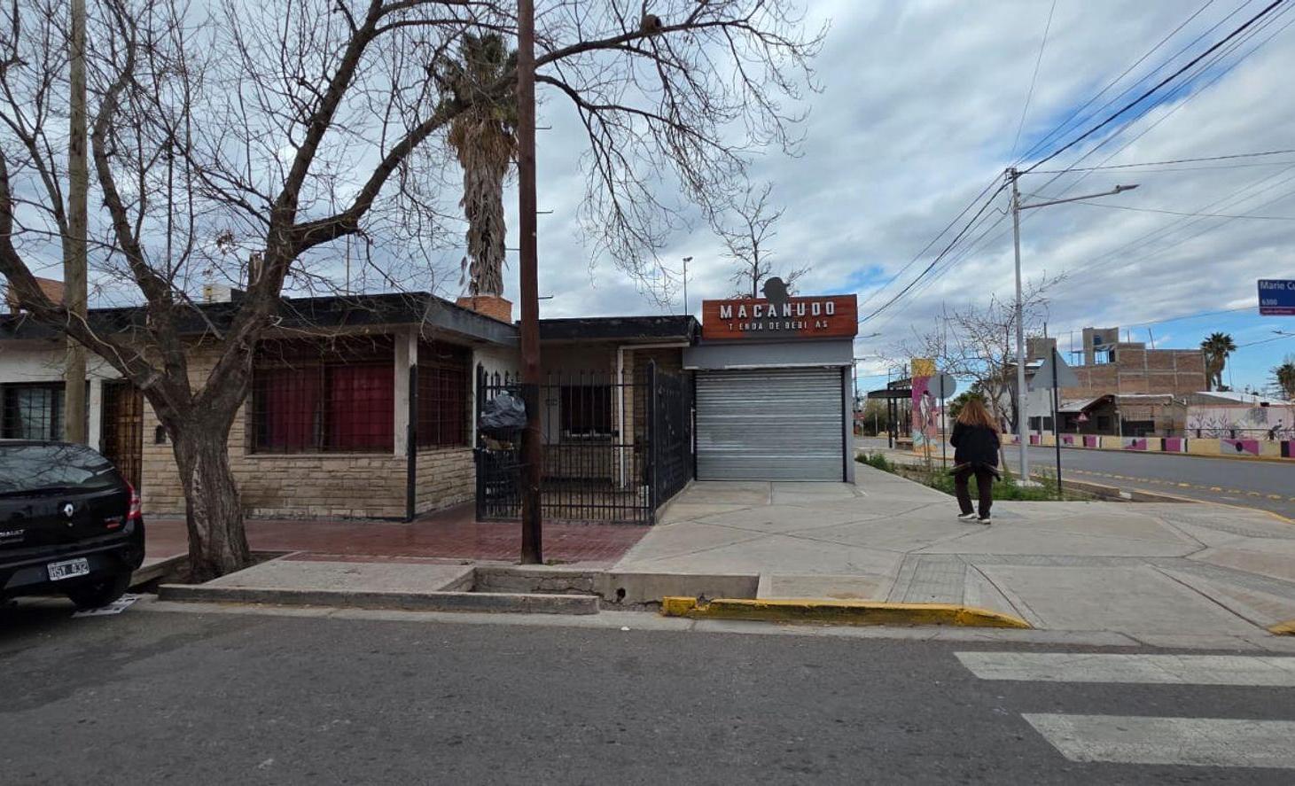 Foto de VENTA CASA BARRIO SANTA ANA A RECICLAR. GUAYMALLÉN, imagen 1