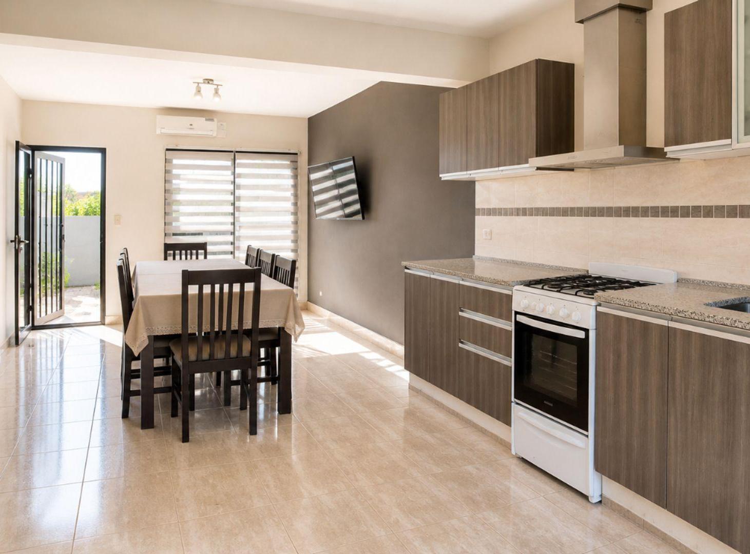Foto de VENTA CASA VIEJO TONEL II MAIPU, imagen 5