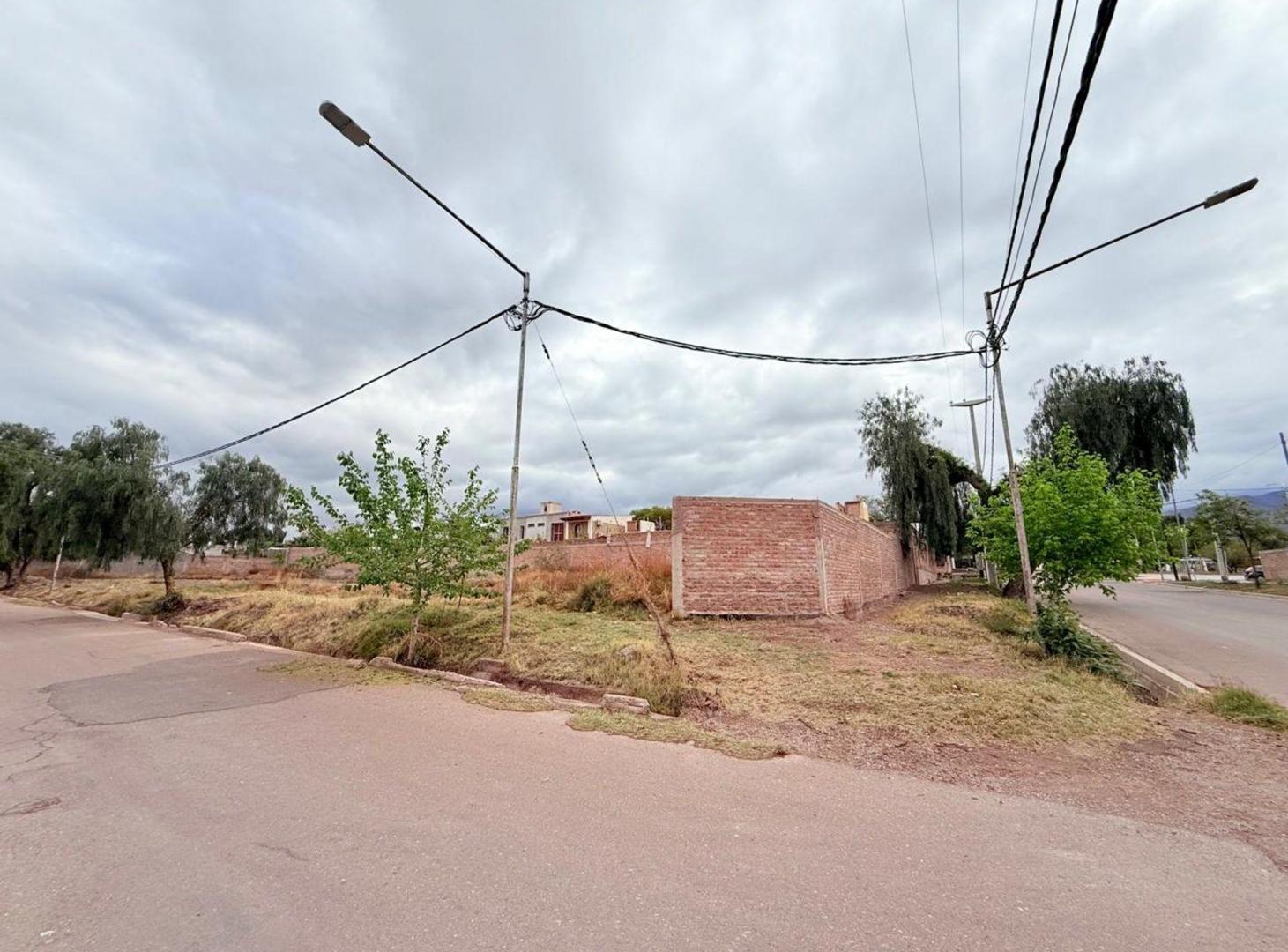 Foto de VENTA LOTE ESQUINA CIUDAD DE MENDOZA, imagen 3