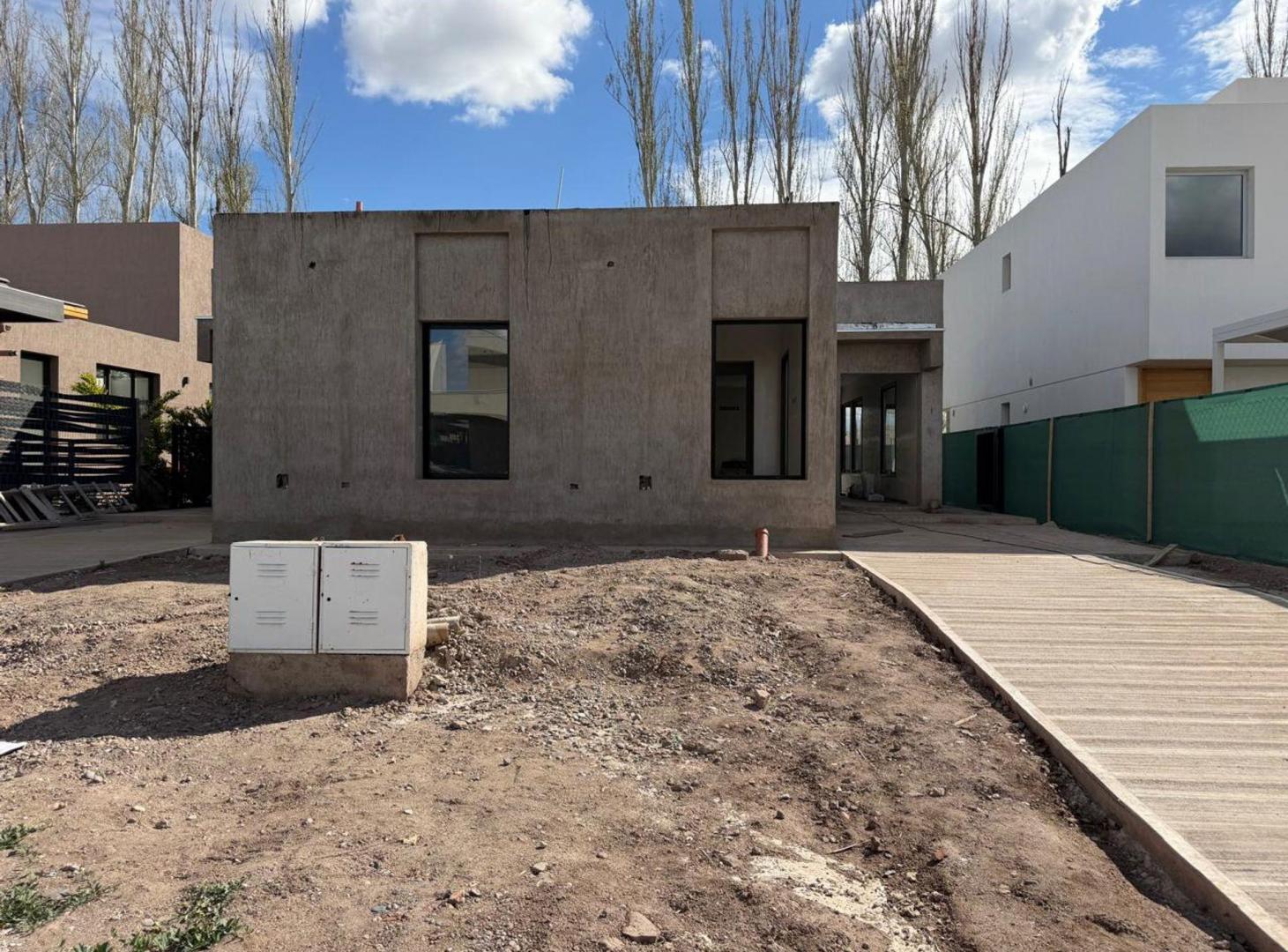 Foto de VENTA CASA 2 D. BARRIO PRIV. PUEBLO MALBEC LUJAN, imagen 2
