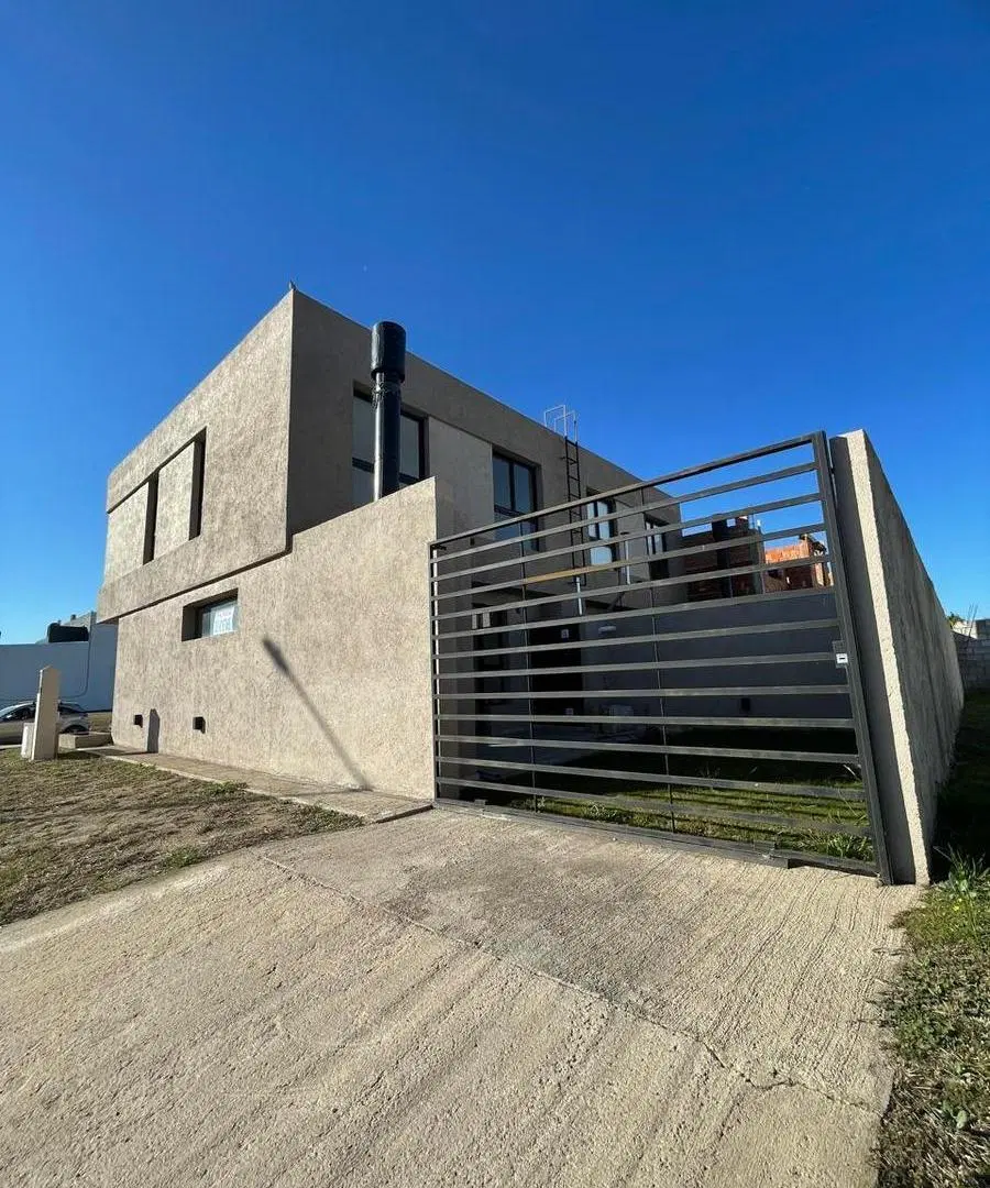 Casa en Manantiales 4