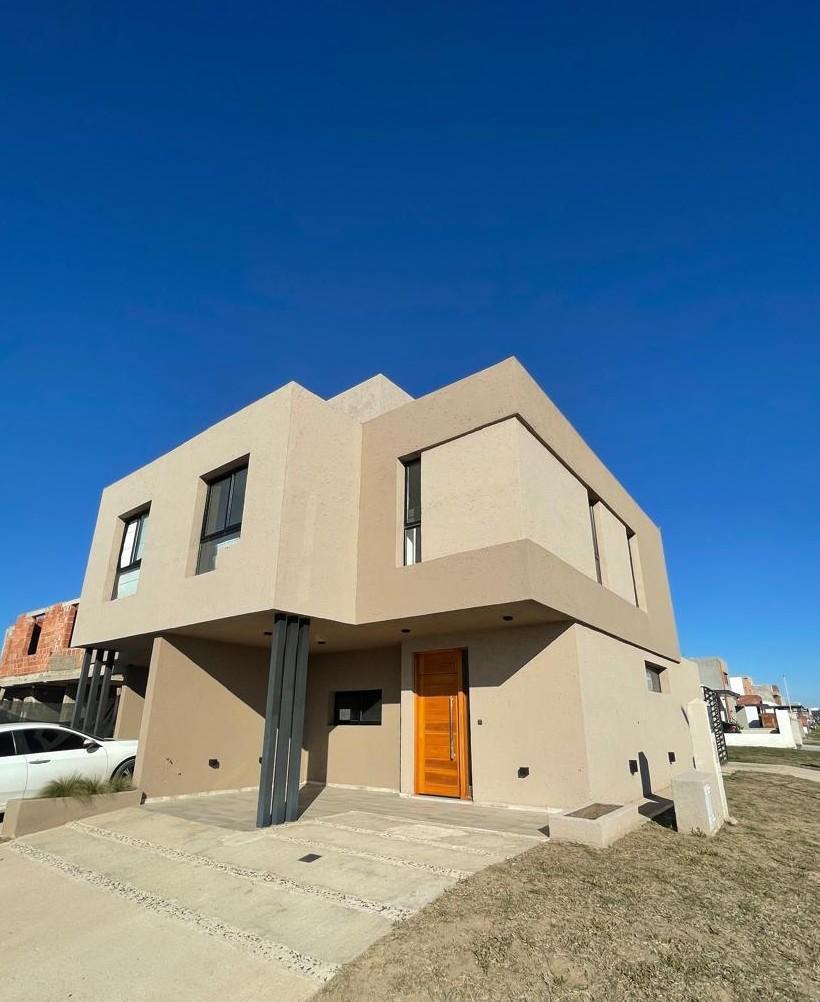 Casa en Manantiales