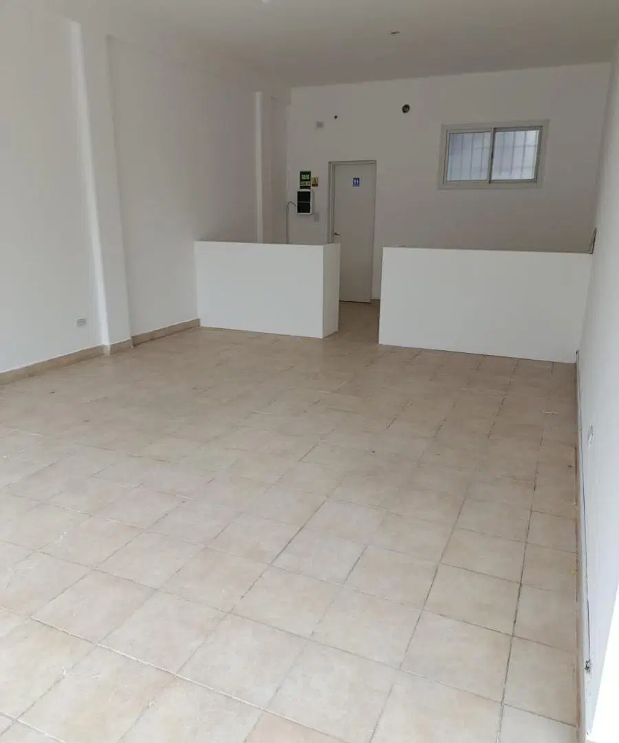 ALQUILER LOCAL COMERCIAL AV RAFAEL NUÑEZ 1