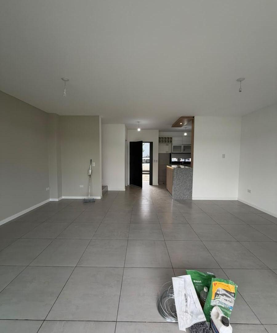 Foto de VENTA DUPLEX 3 Dormitorios/ 2 Baños Housing de Miradores / Manantiales 1, imagen 5