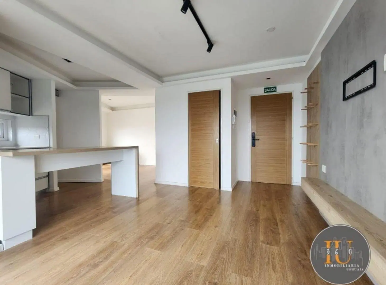 Departamento monoambiente con balcón estacionamiento 4