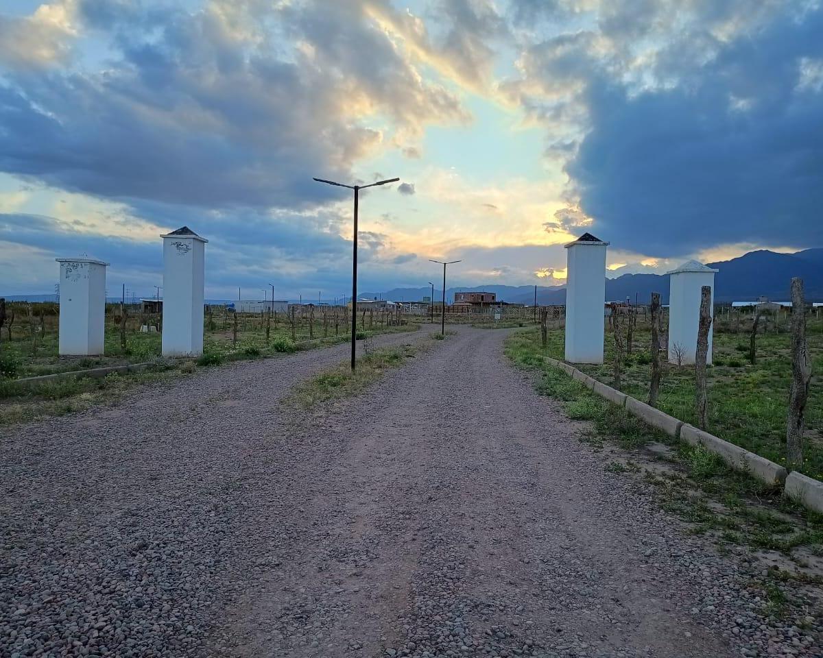 Lote a La Venta en Lujan de Cuyo, Barrio Pedemonte. 3