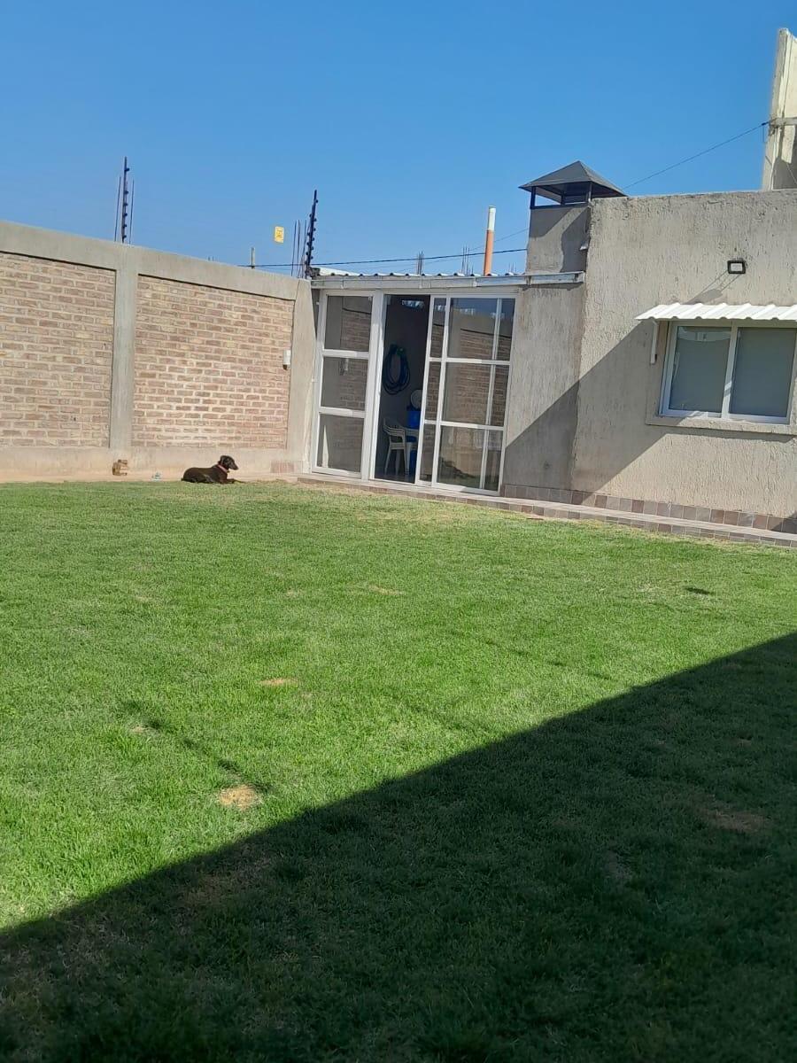 Casa en Venta, Barrio Andesmar 3