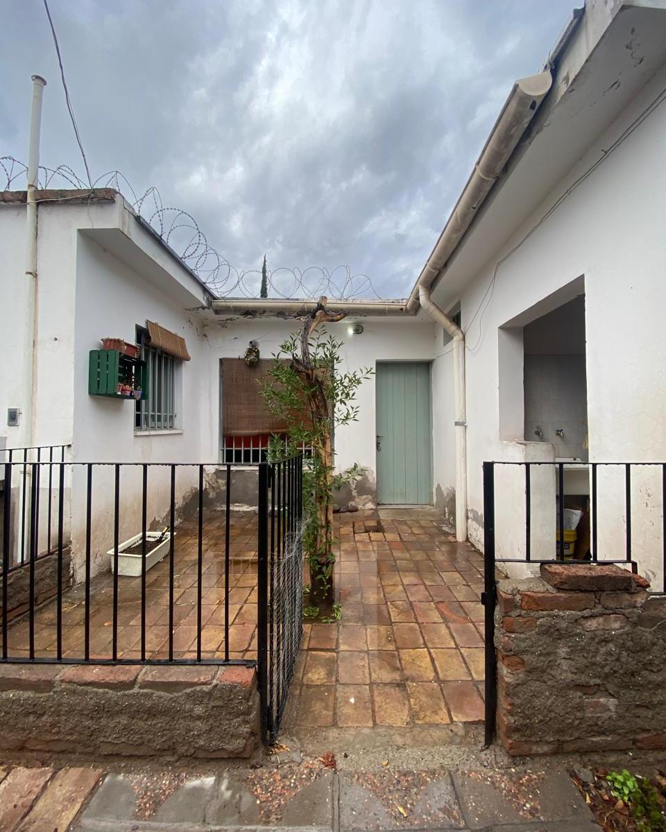 Venta Casa + Depto + Local en El Corazon de Maipu 5