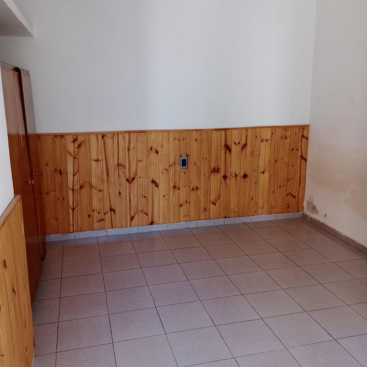 Venta Casa + Depto + Local en El Corazon de Maipu 2