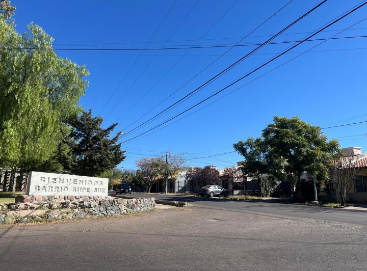 VENTA CASA EN GODOY CRUZ 4