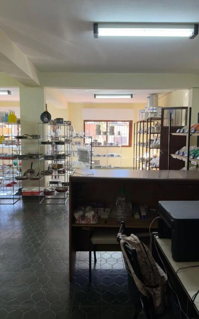 VENTA GALPON EN GUAYMALLÉN. 4