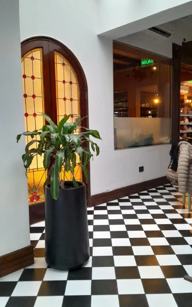LOCAL COMERCIAL EN VENTA EN BARRIO BOMBAL 4