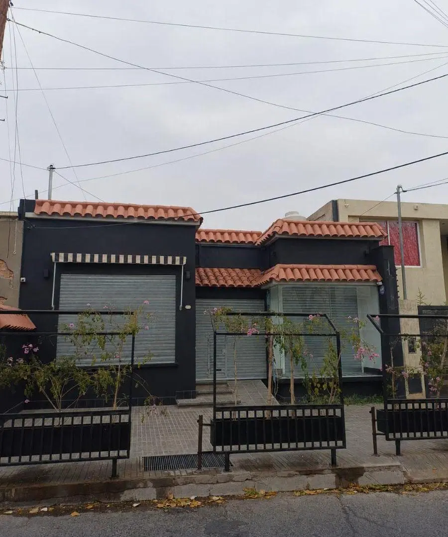 LOCAL COMERCIAL EN VENTA EN BARRIO BOMBAL 2