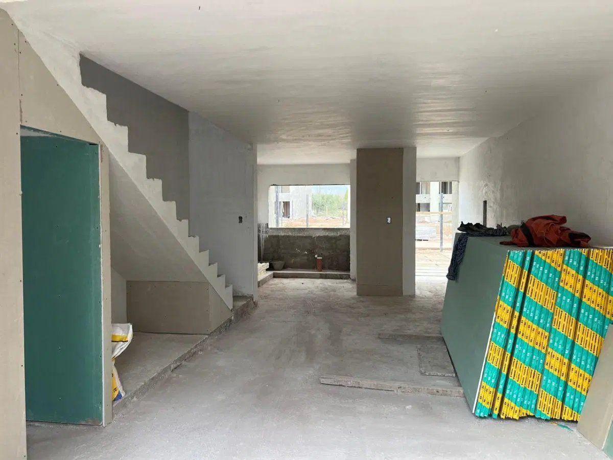 VENTA DE DÚPLEX EN CONSTRUCCIÓN. 3