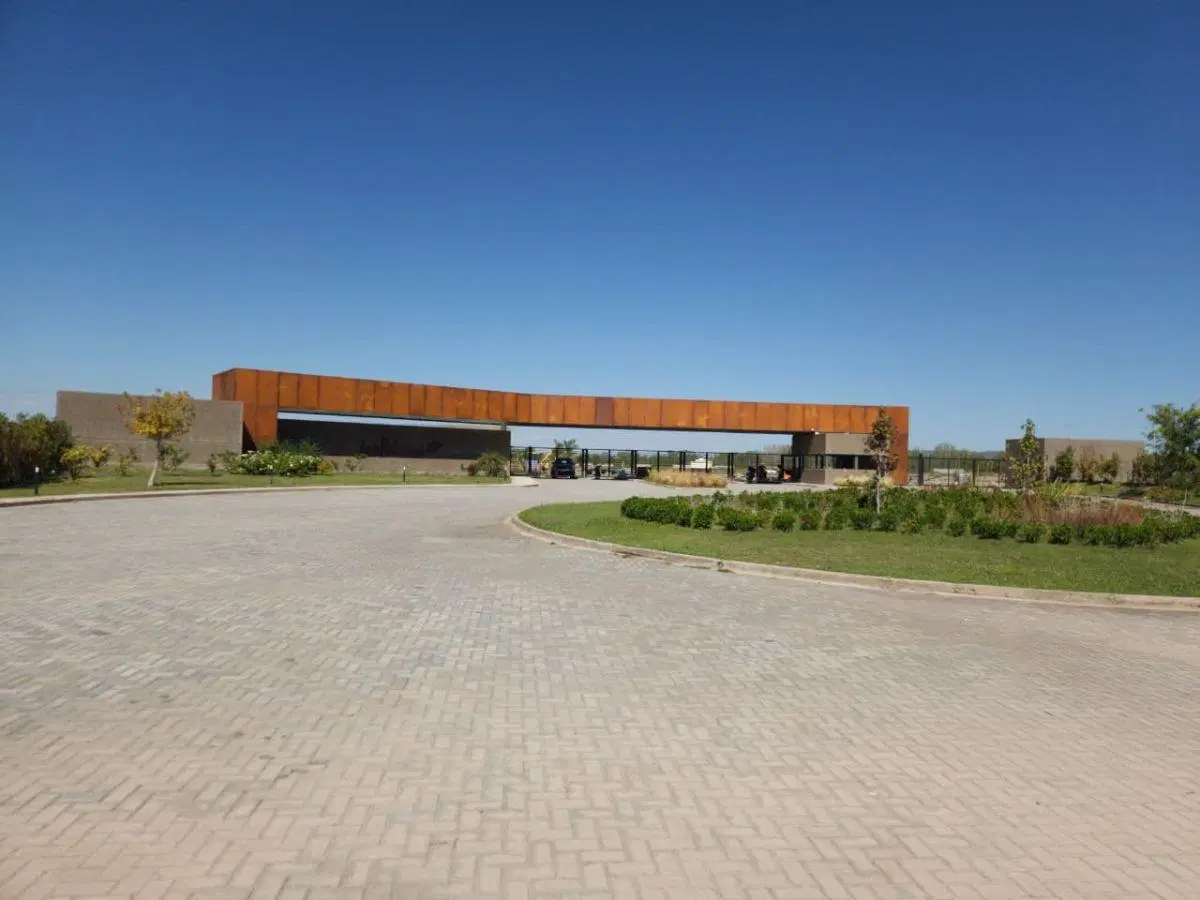 VENTA DE LOTE B° LAS PALMAS 2