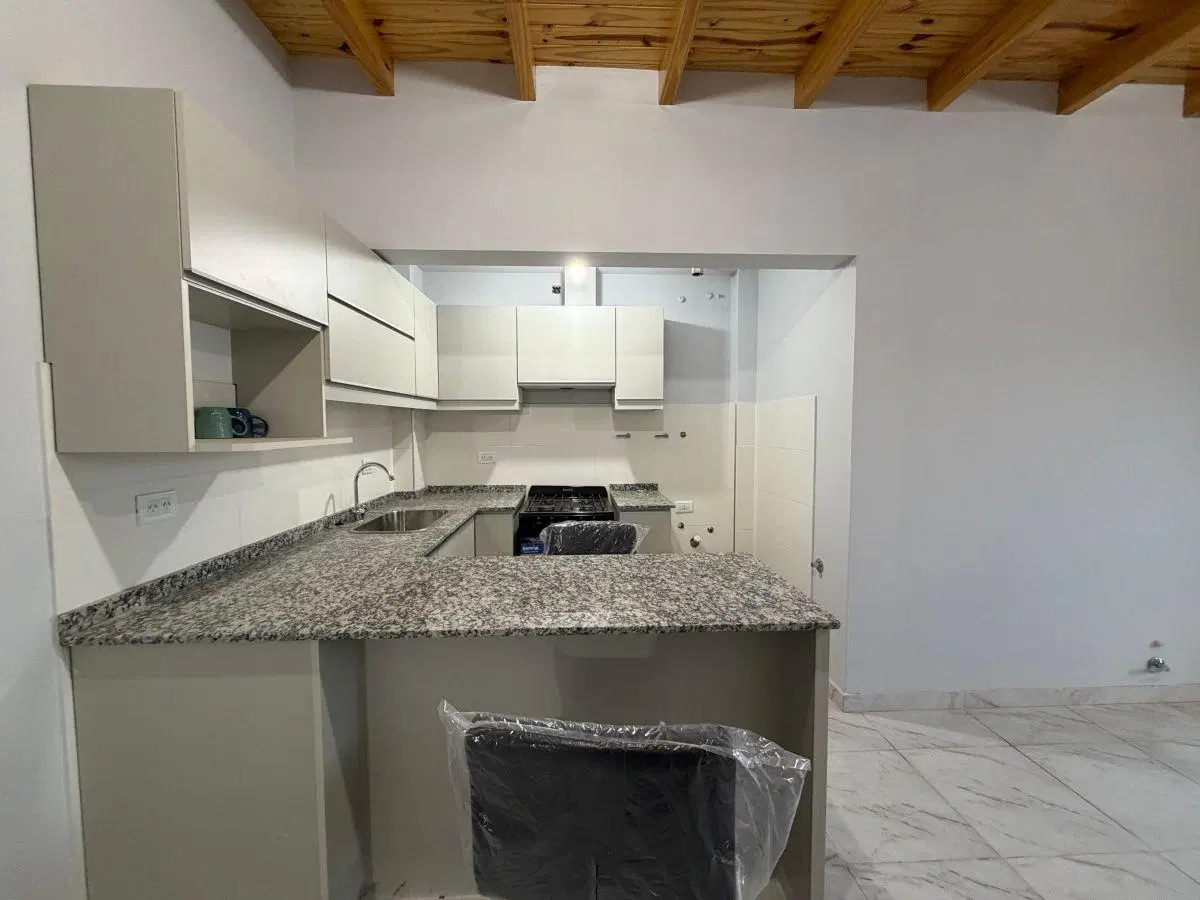 Venta Departamento Ciudad de Mendoza- Exclusivo Complejo de 9 Unidades- 8