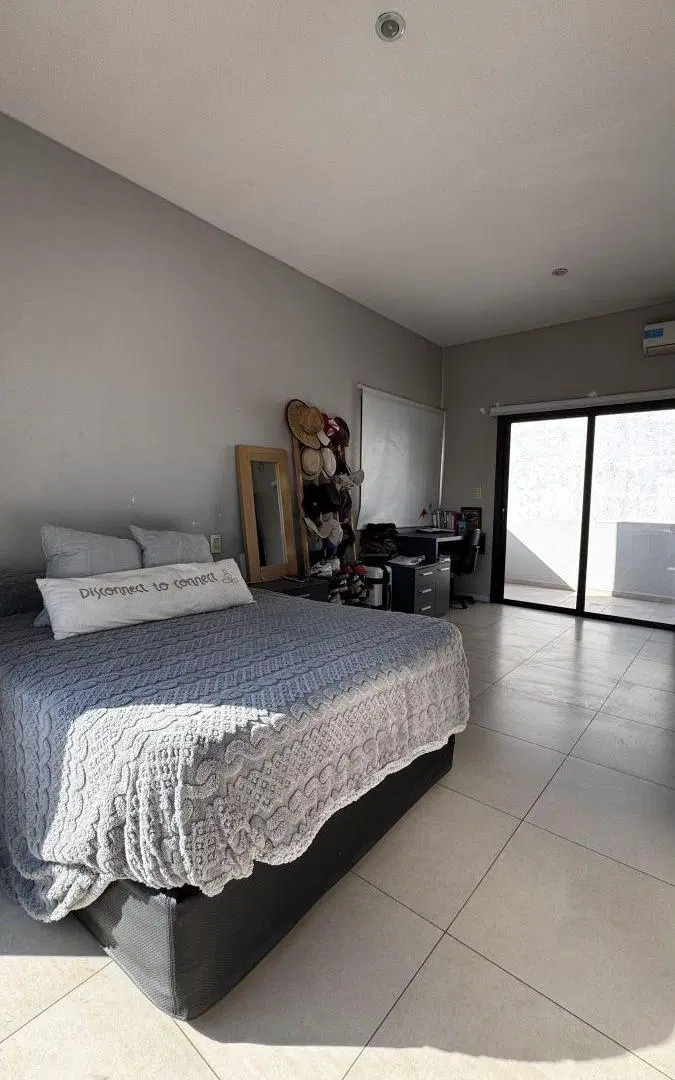 VENTA CASA BARRIO DEL PILAR 5