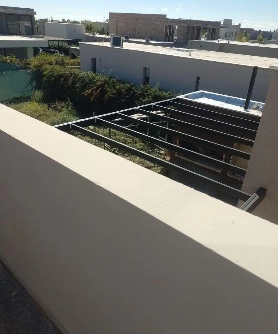 VENTA DE CASA DE CATEGORIA EN MAIPU 5
