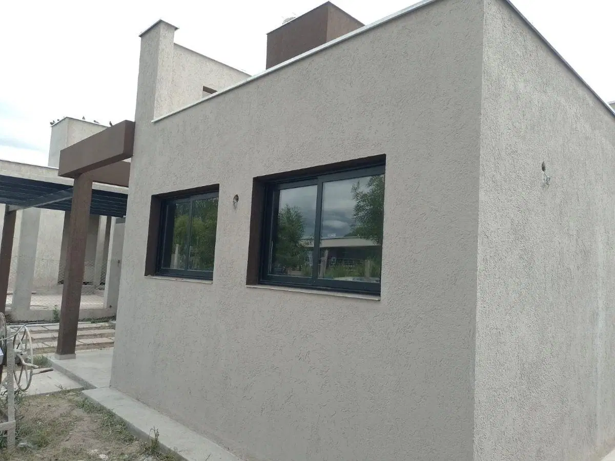 VENTA DE CASA DE CATEGORIA EN MAIPU 4