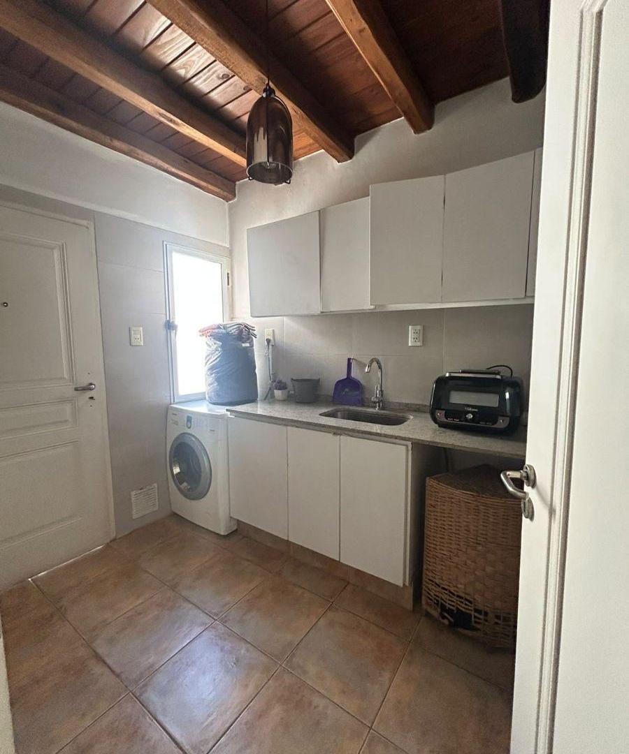 Foto de VENTA | CASA | JUNÍN | 4 DORMITORIOS | PISCINA, imagen 5
