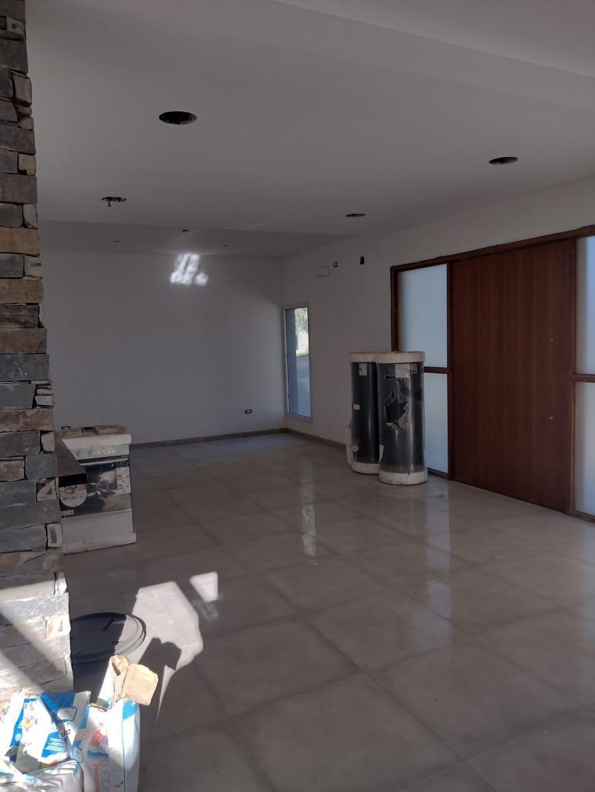 Casa en Barrio Privado Lar de Vieytes 4