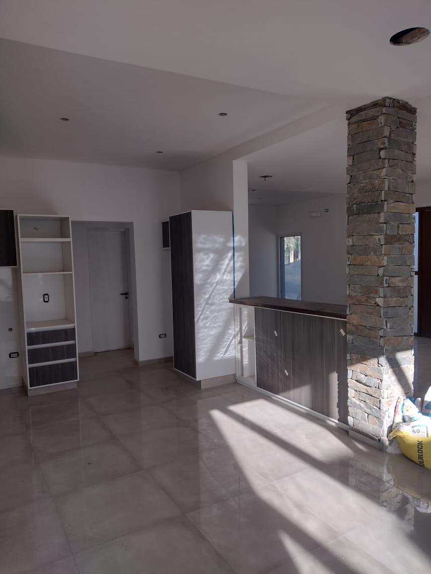 Casa en Barrio Privado Lar de Vieytes 2