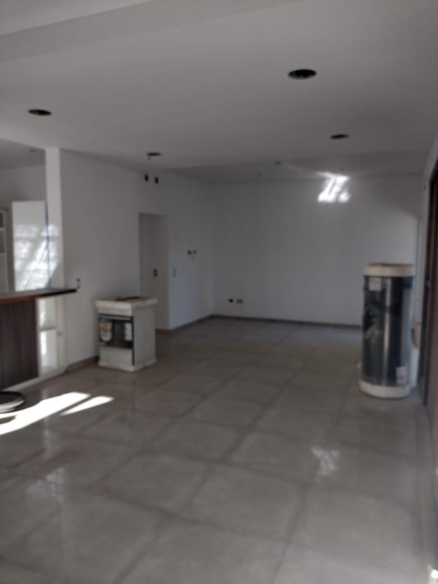 Casa en Barrio Privado Lar de Vieytes 5