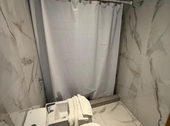 Departamento en Torre Leloir 5