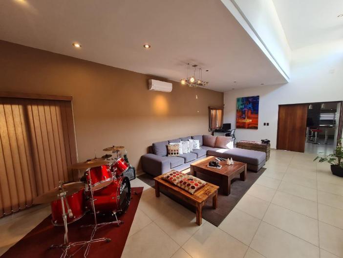 Foto de Casa en Chacras De Coria, imagen 2