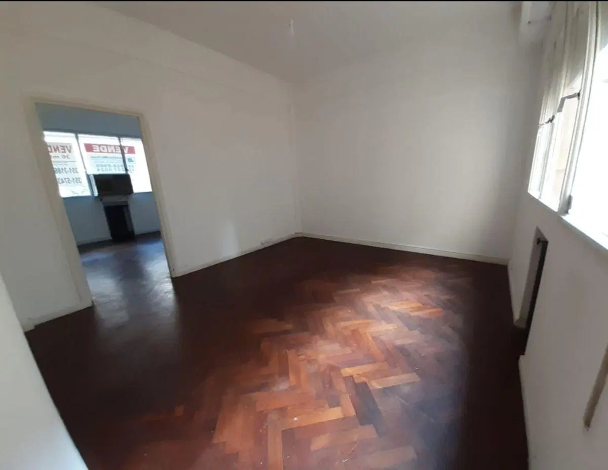 Hermosa Oficina en Venta en zona Centro 8