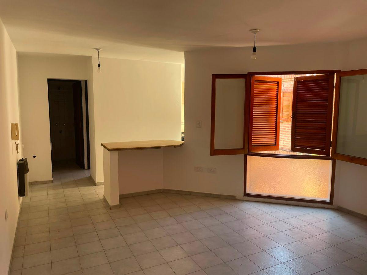 Foto de Luminoso Departamento en Alquiler – Pasaje San Agustín 362, imagen 1