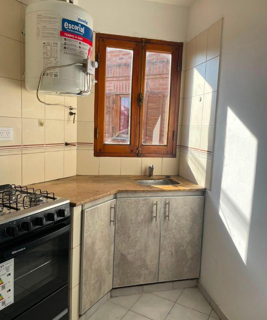 Foto de Luminoso Departamento en Alquiler – Pasaje San Agustín 362, imagen 2