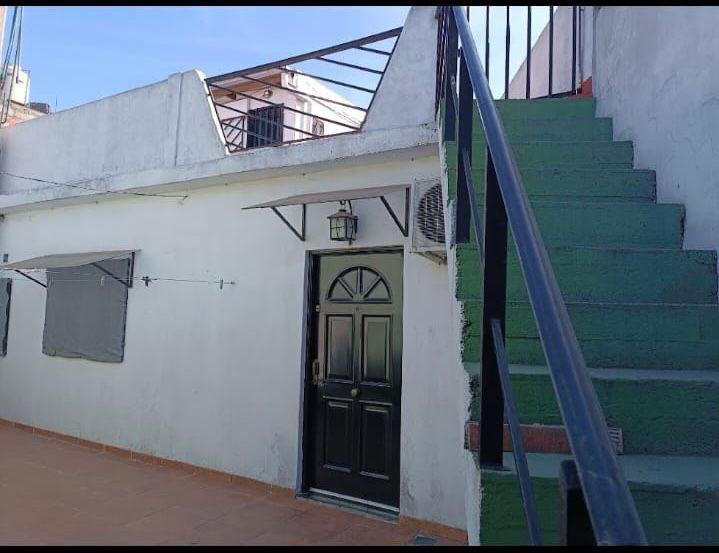 Casa Multifamiliar + Galpón 3