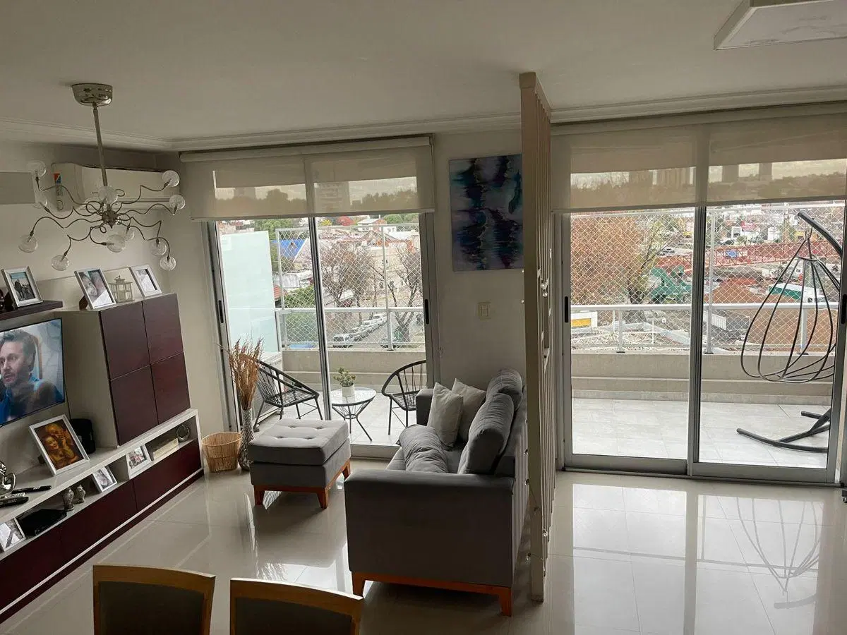Duplex 3 Amb. Con balcón terraza 4