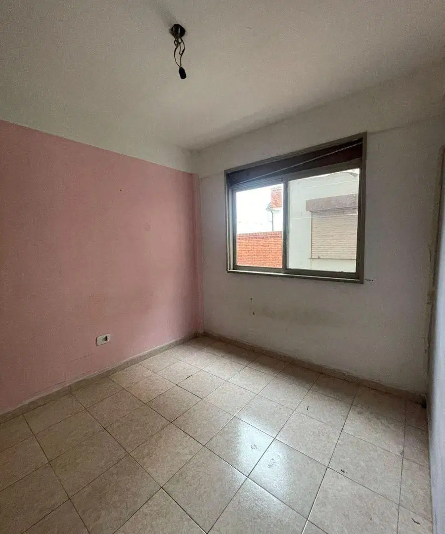 2 Amb. 2do piso por escalera 5