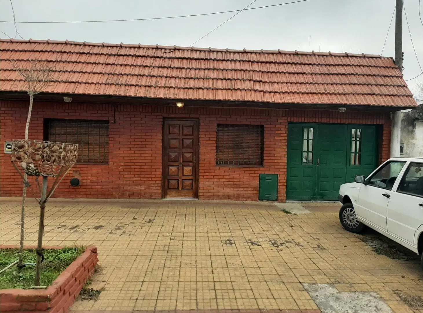 Casa 516 entre 3 y 3 bis 1