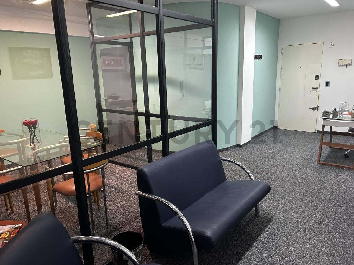 Foto de Venta Oficina Tribunales - Excelente ubicacion, imagen 4