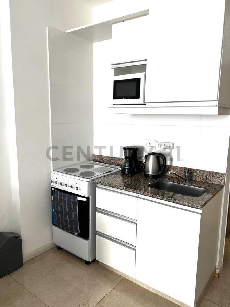 Foto de Venta Departamento con balcón al frente en San Telmo - ideal para, imagen 2