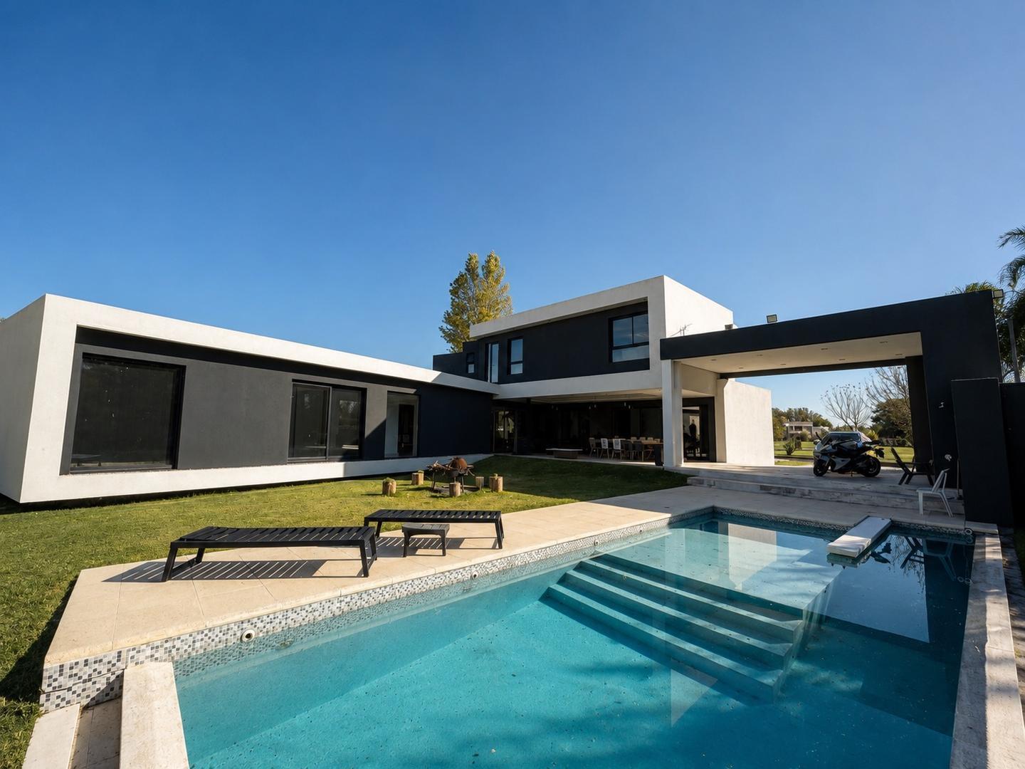 Foto de CASA EN ALQUILER HARAS SAN PABLO 5 AMBIENTES 3 DORMITORIOS, imagen 1