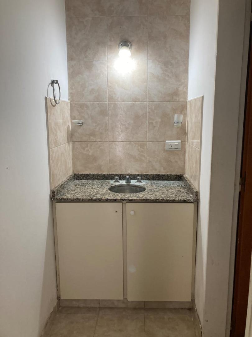 Foto de Departamento alquiler una habitación planta baja, imagen 1