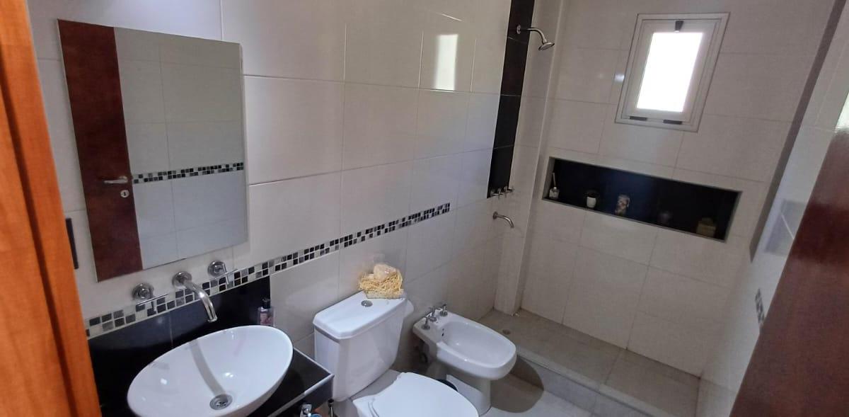 Vendo Casa en Barrio Quintana Perdriel Este - Usd 120.000 (No Apto Credito) 4