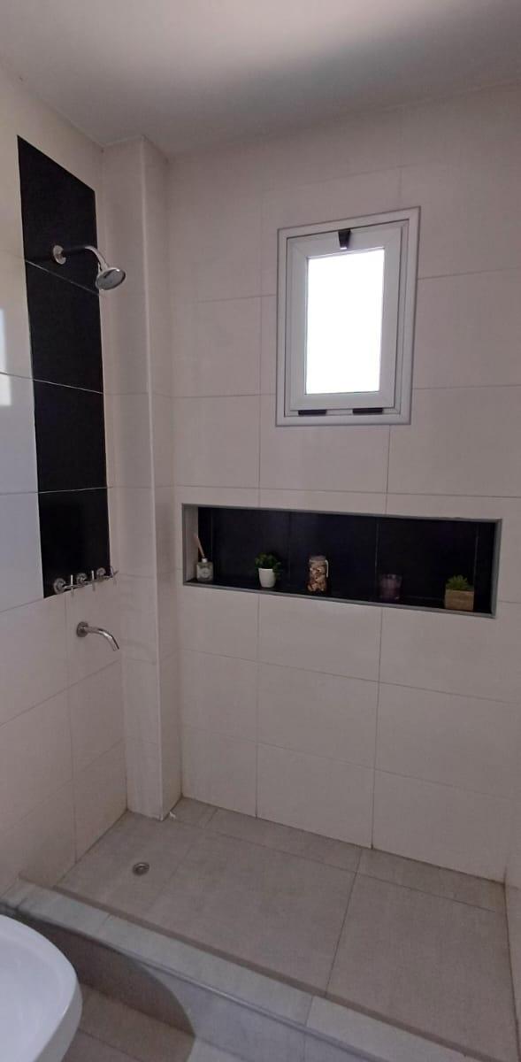 Vendo Casa en Barrio Quintana Perdriel Este - Usd 120.000 (No Apto Credito) 2