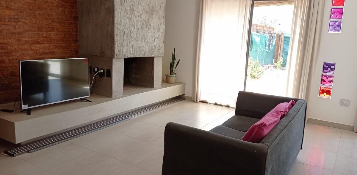 Vendo Casa en B° La Mission de Lujan Usd 187.000 Apta Credito Bco Nacion 2