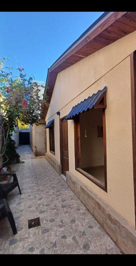 ALQUILO CASA INTERNA EN EL CENTRO DE LUJAN. 2 DORM $550.000