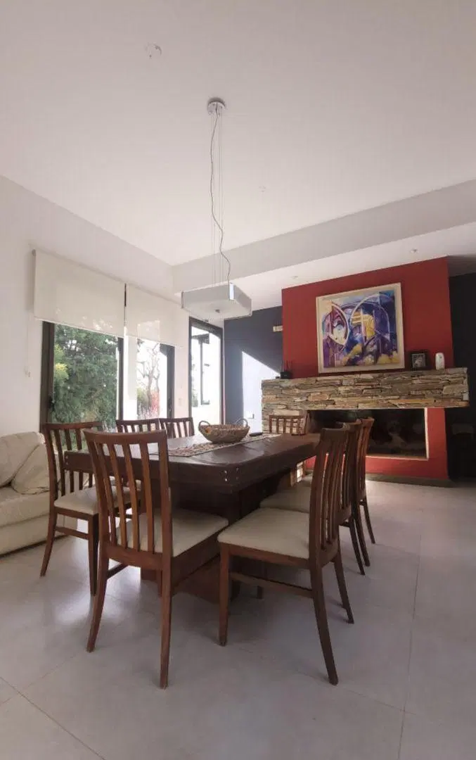 EN VENTA | Exclusiva Residencia de Categoría en Vistalba Country 5
