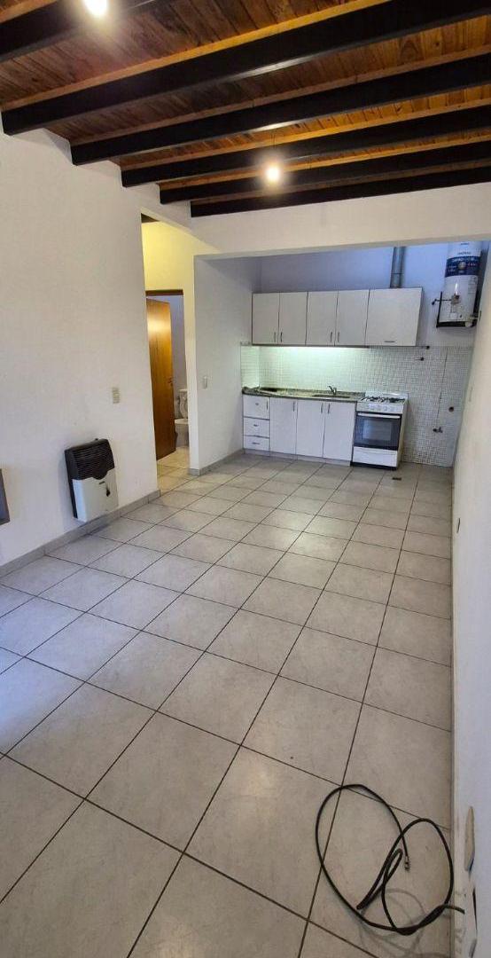 Foto de Amplio Departamento de 1 Dormitorio con Cochera | Luján de Cuyo, imagen 2